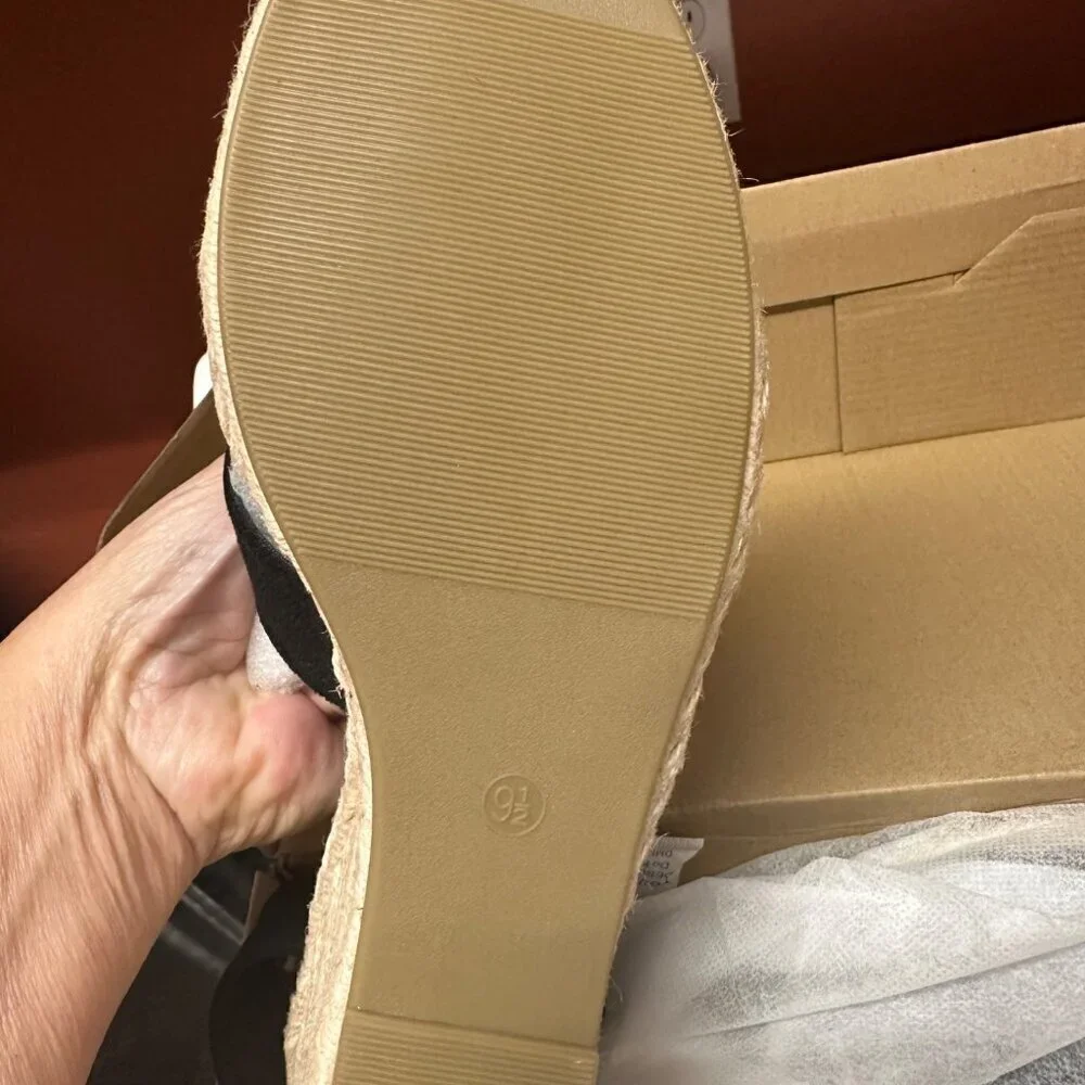 NIB Black Coutgo Espadrilles Sz 9.5